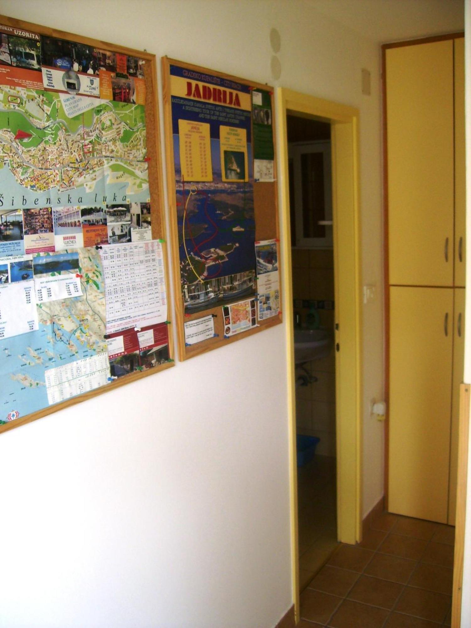 Apartments Ana+3 Шибеник Экстерьер фото