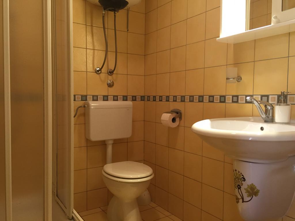 Apartments Ana+3 Шибеник Номер фото